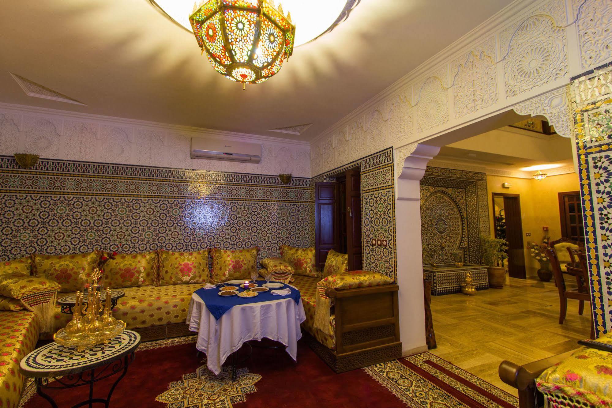 Blue Sky Hôtel Fez Exterior foto